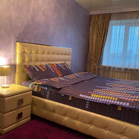 Kharkiv Center Apartment On Hoholya Str, Poetry Square Εξωτερικό φωτογραφία
