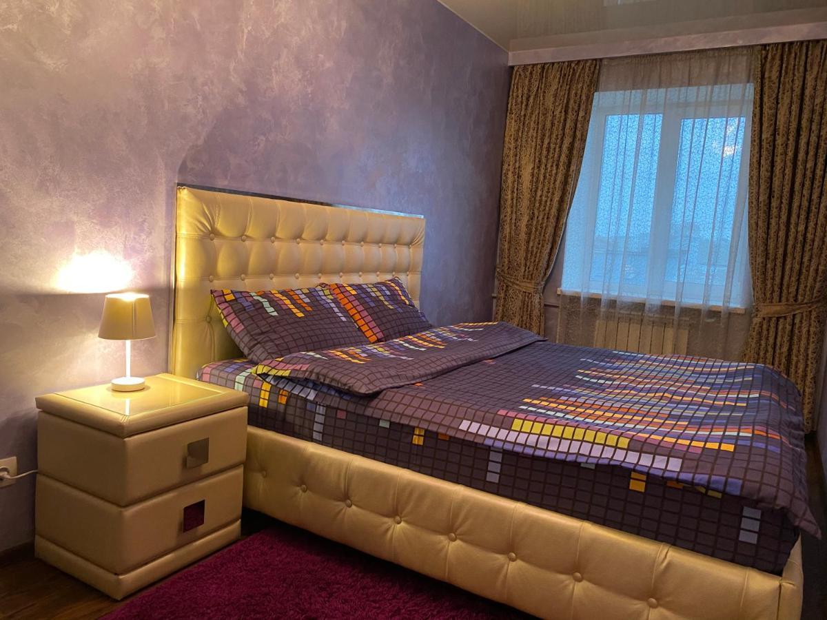 Kharkiv Center Apartment On Hoholya Str, Poetry Square Εξωτερικό φωτογραφία